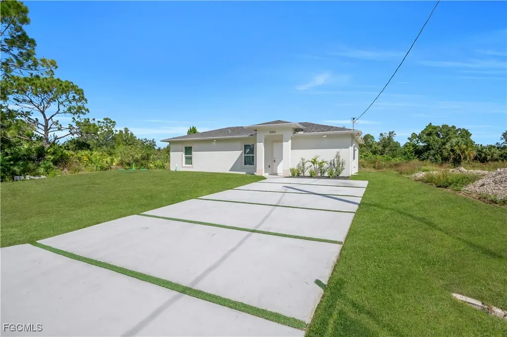 3302 39th Street W Lehigh Acres FL 33971