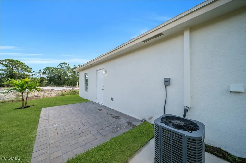 3302 39th Street W Lehigh Acres FL 33971