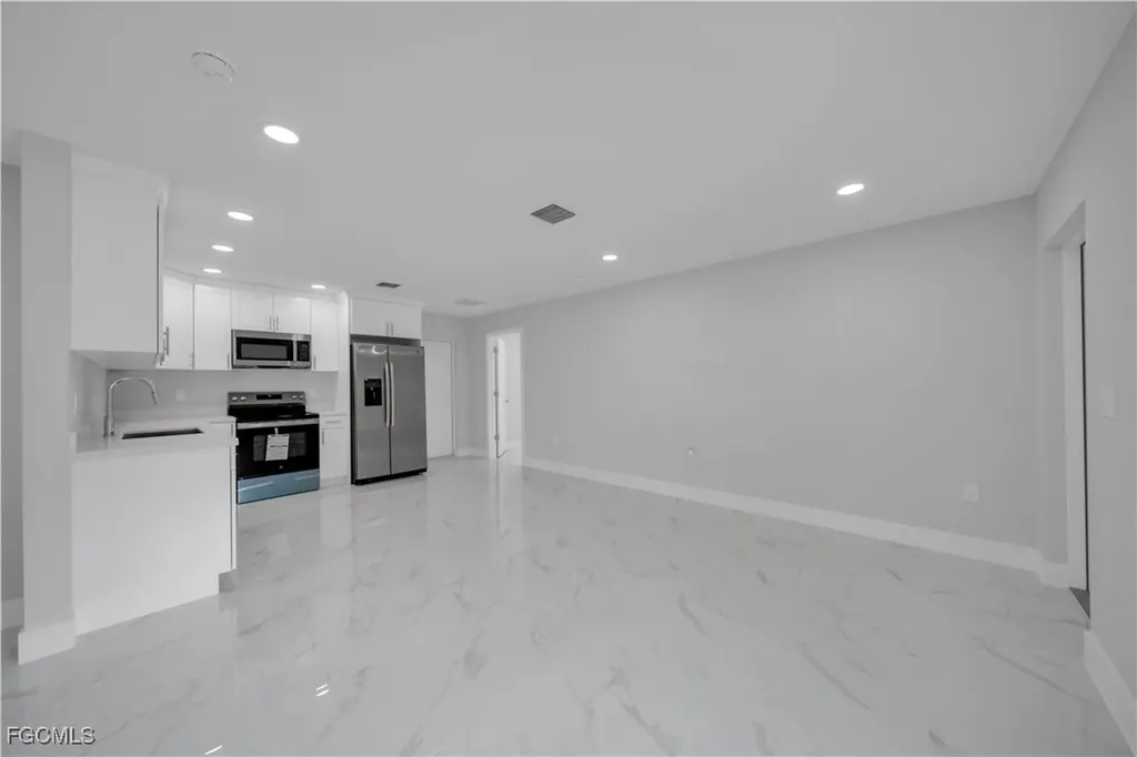 3302 39th Street W Lehigh Acres FL 33971