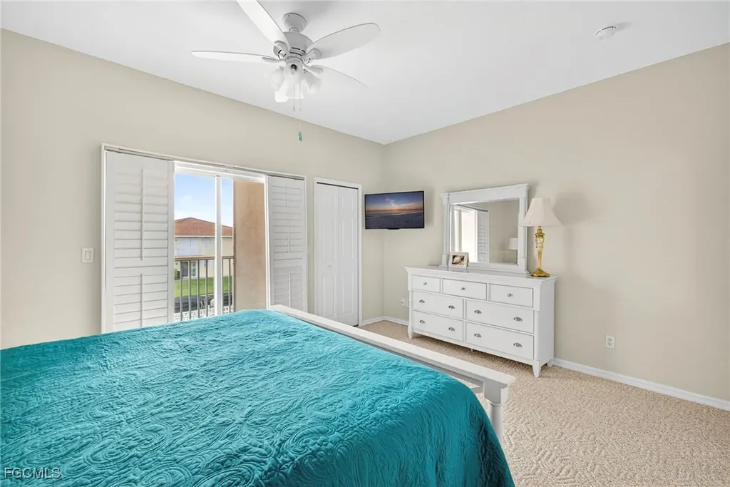 732 Victoria Drive Cape Coral FL 33904