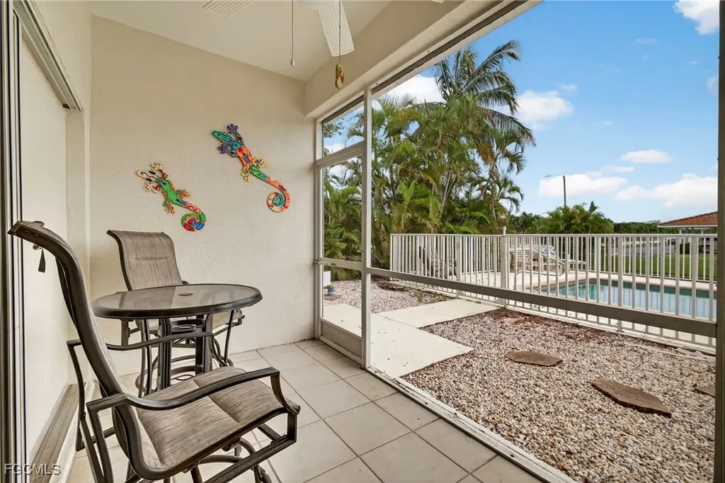 732 Victoria Drive Cape Coral FL 33904