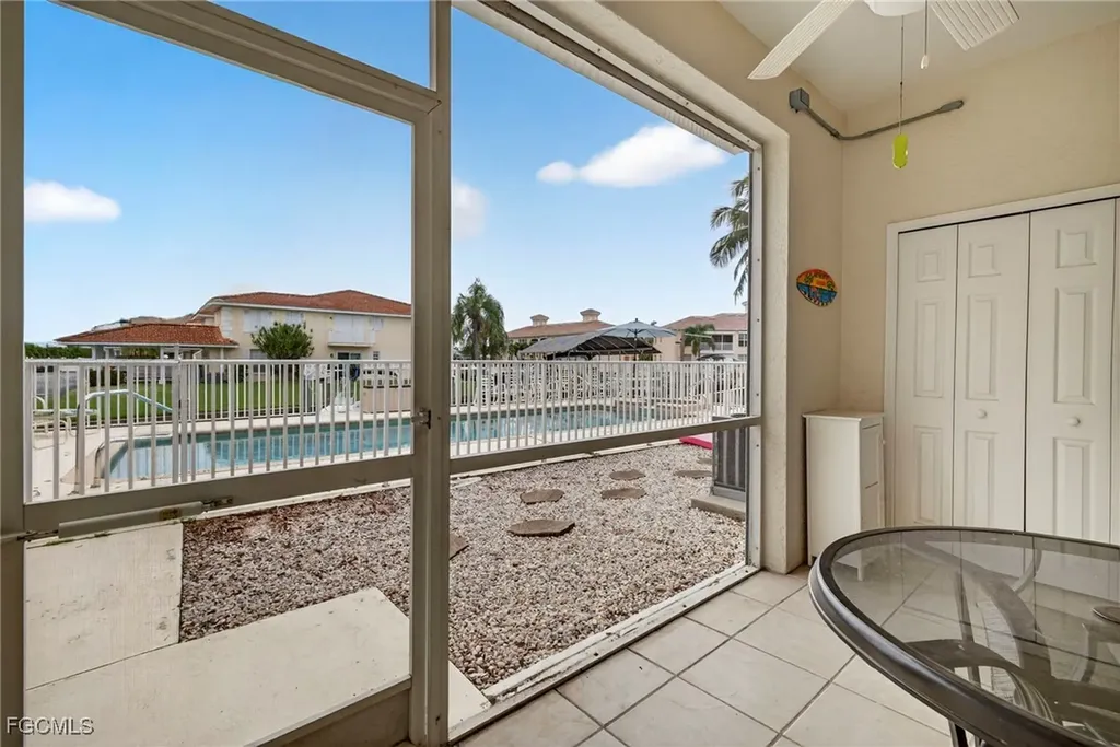 732 Victoria Drive Cape Coral FL 33904