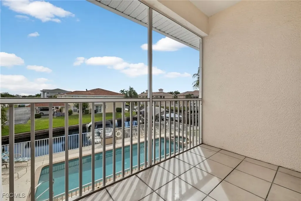 732 Victoria Drive Cape Coral FL 33904