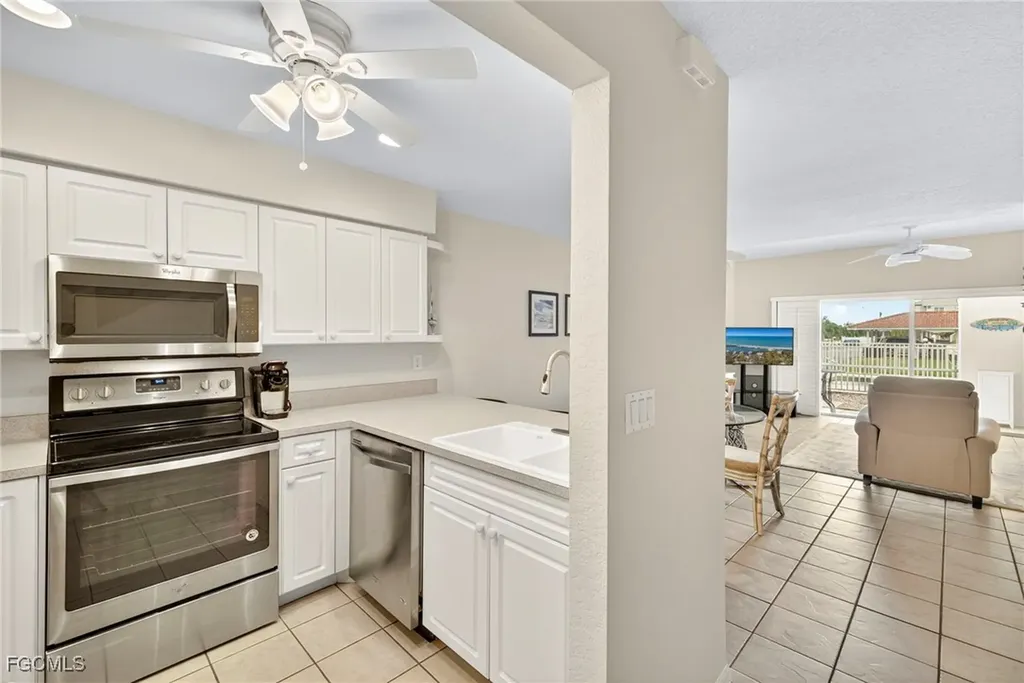 732 Victoria Drive Cape Coral FL 33904