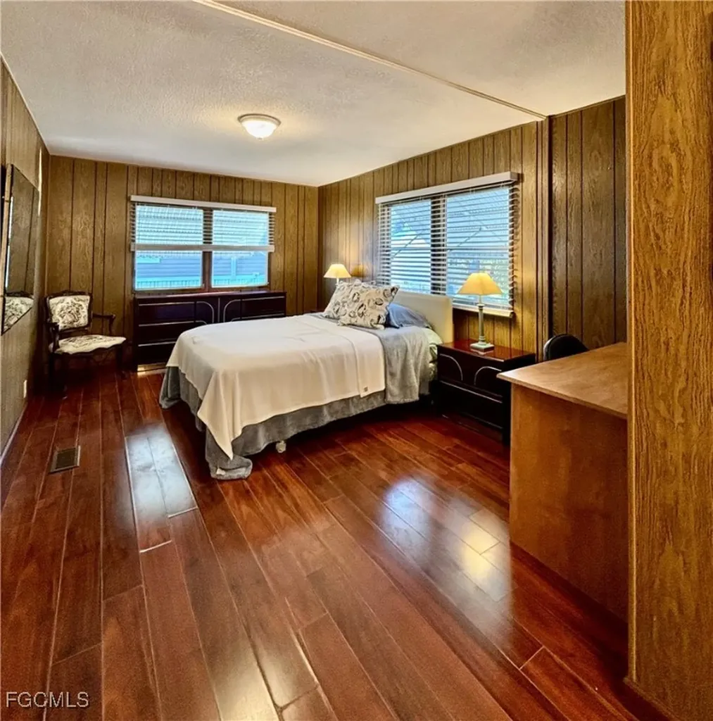 349 Shrub Lane S North Fort Myers FL 33917