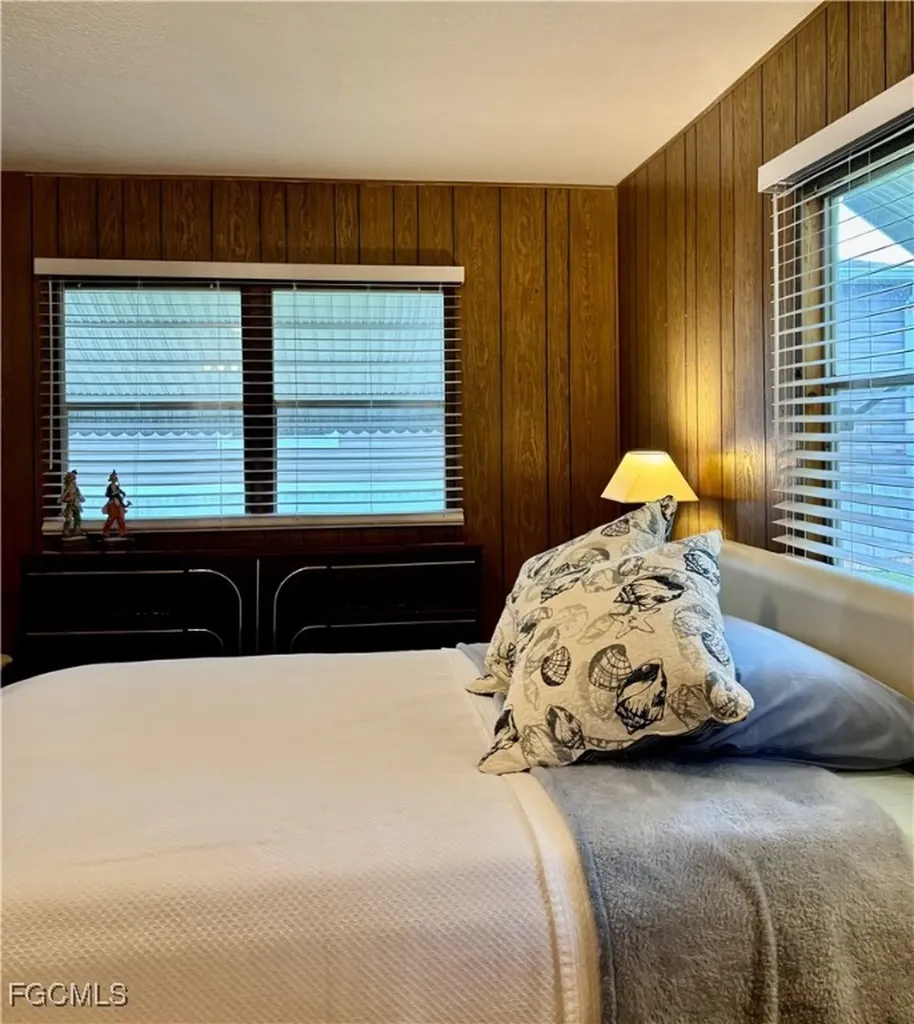 349 Shrub Lane S North Fort Myers FL 33917