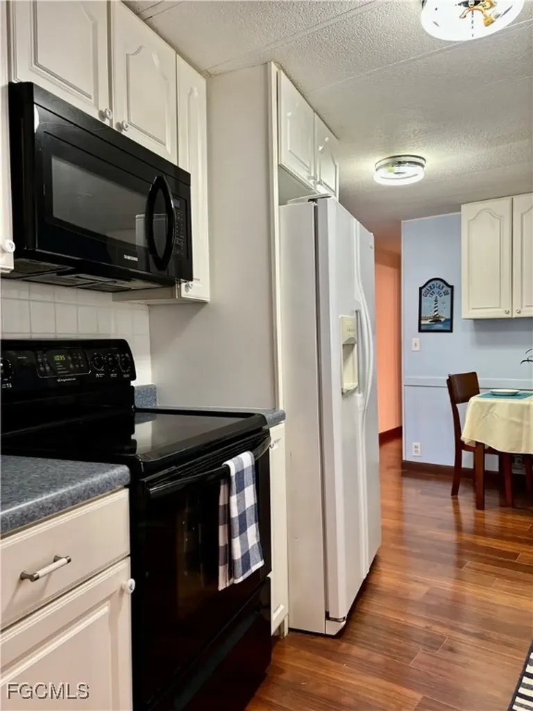 349 Shrub Lane S North Fort Myers FL 33917