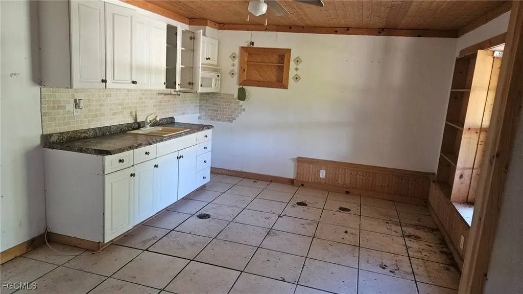 11530 Riggs Road Naples FL 34114