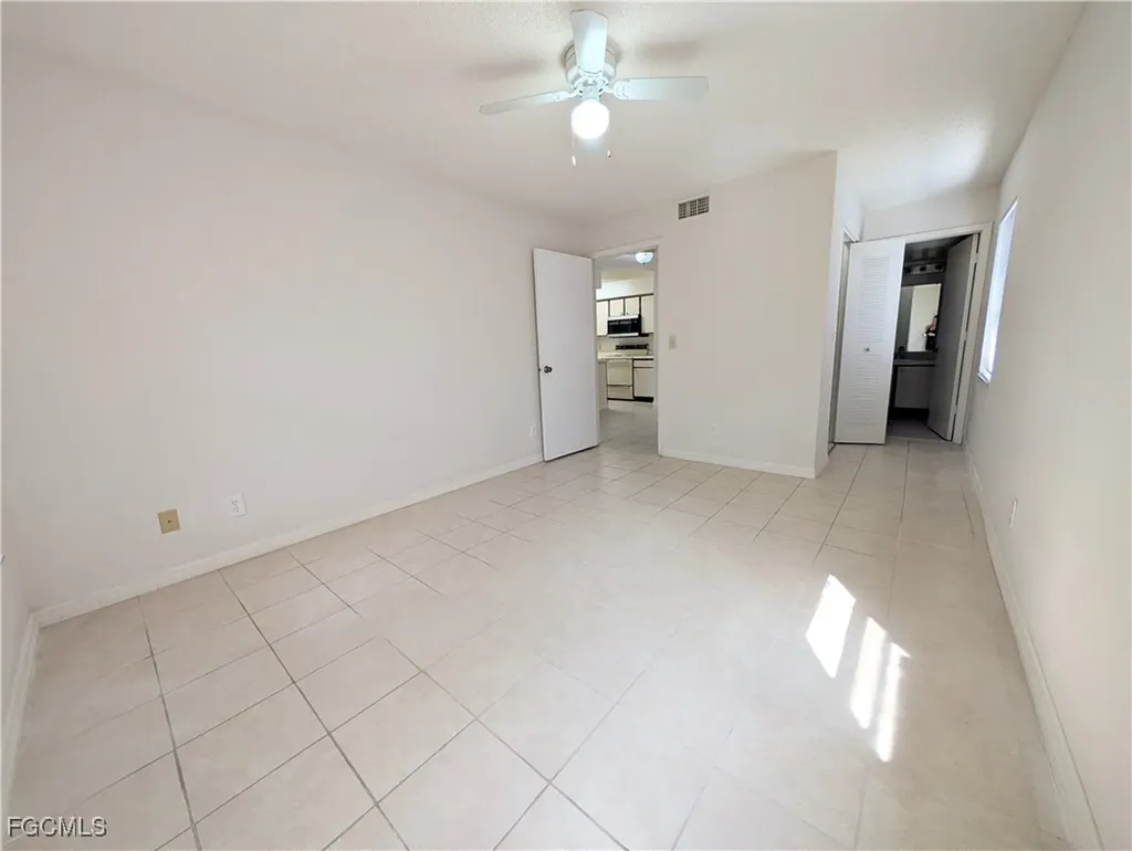 5305 Summerlin Road Fort Myers FL 33919