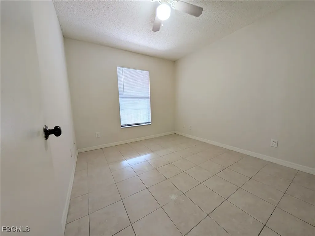 5305 Summerlin Road Fort Myers FL 33919