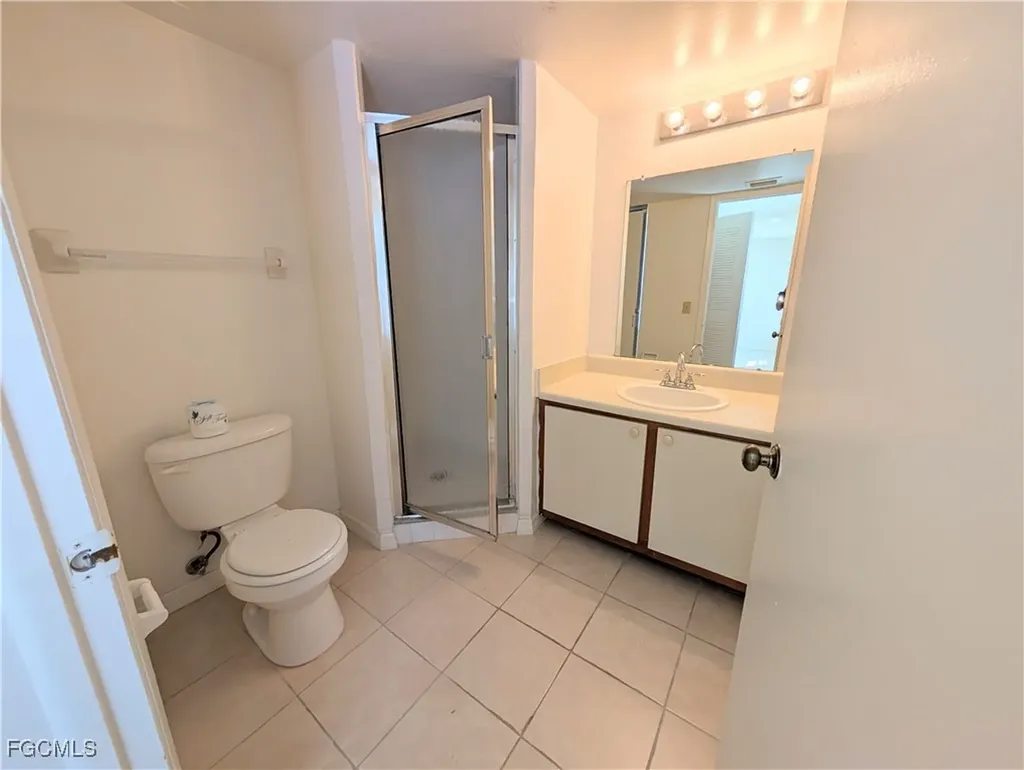 5305 Summerlin Road Fort Myers FL 33919