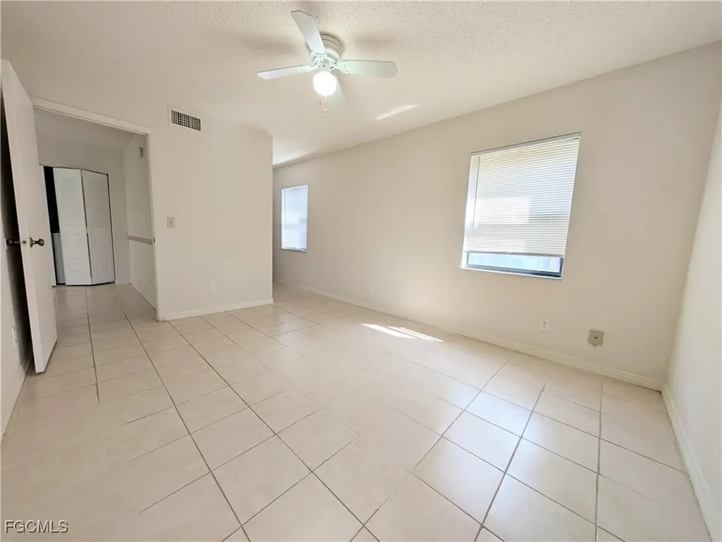 5305 Summerlin Road Fort Myers FL 33919