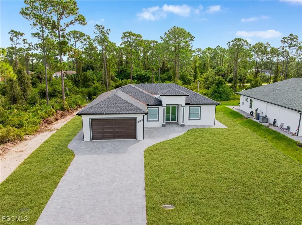 333 Lownde Avenue S Lehigh Acres FL 33974