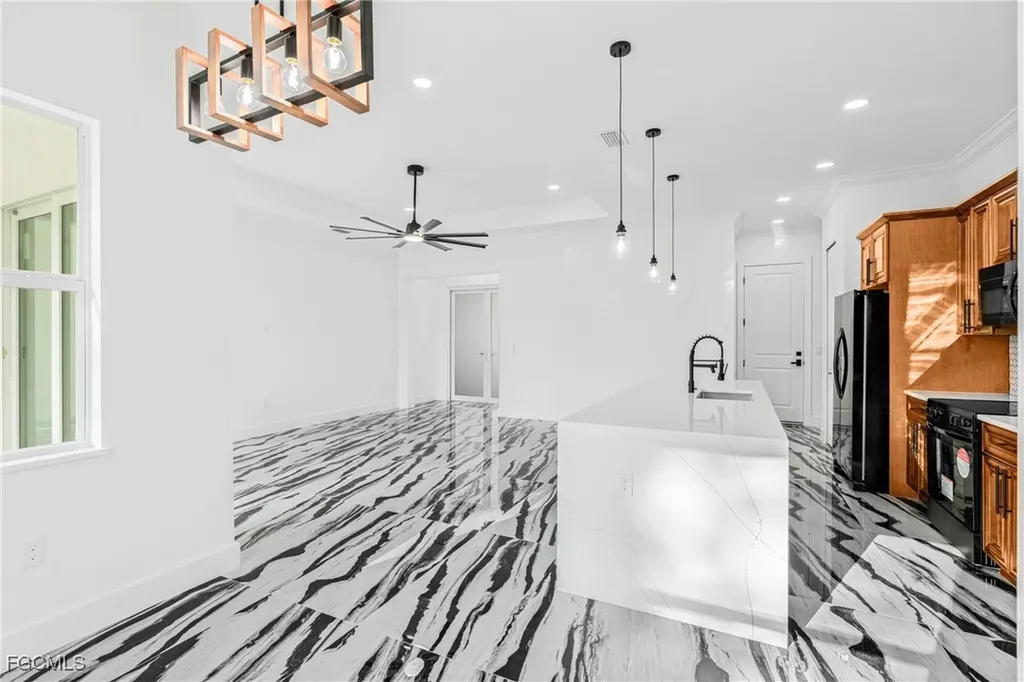 333 Lownde Avenue S Lehigh Acres FL 33974