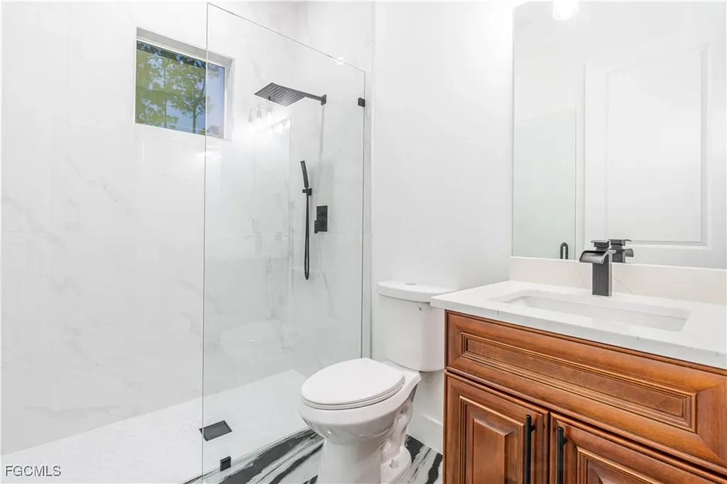333 Lownde Avenue S Lehigh Acres FL 33974