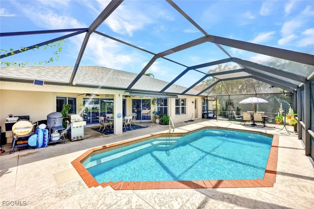 4328 SW 18th Avenue Cape Coral FL 33914