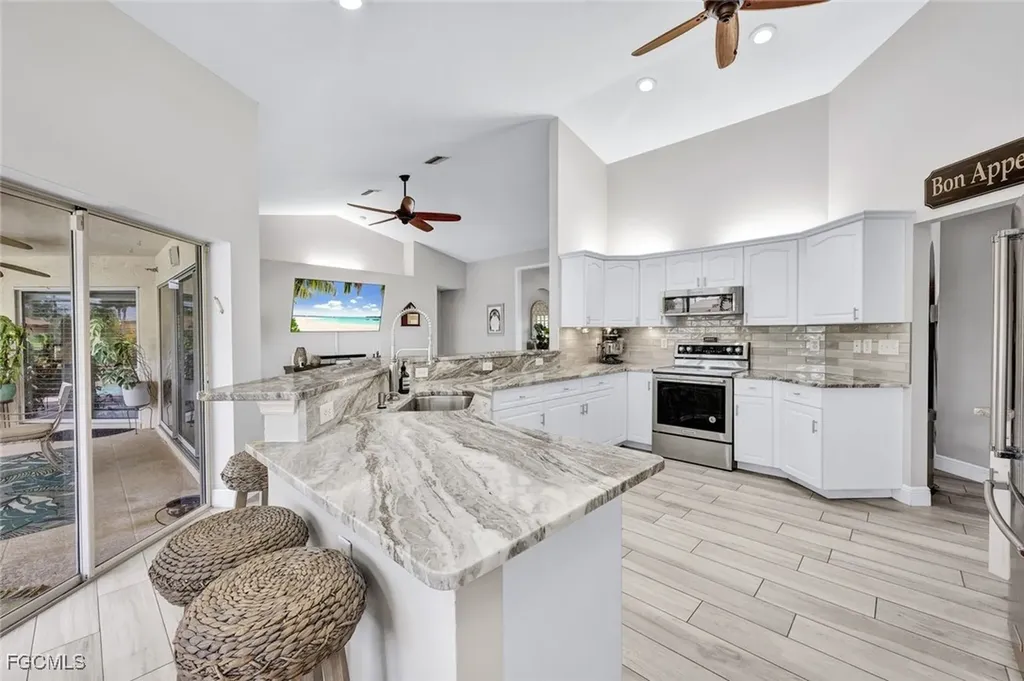 4328 SW 18th Avenue Cape Coral FL 33914