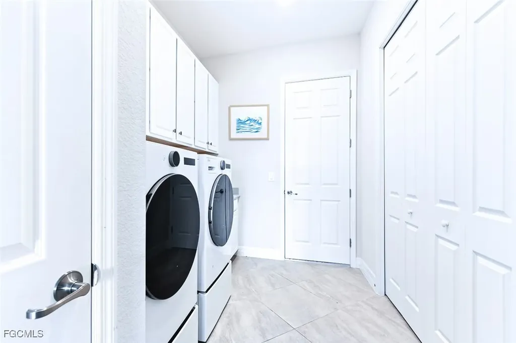 17441 Elkgrove Lane Estero FL 33928