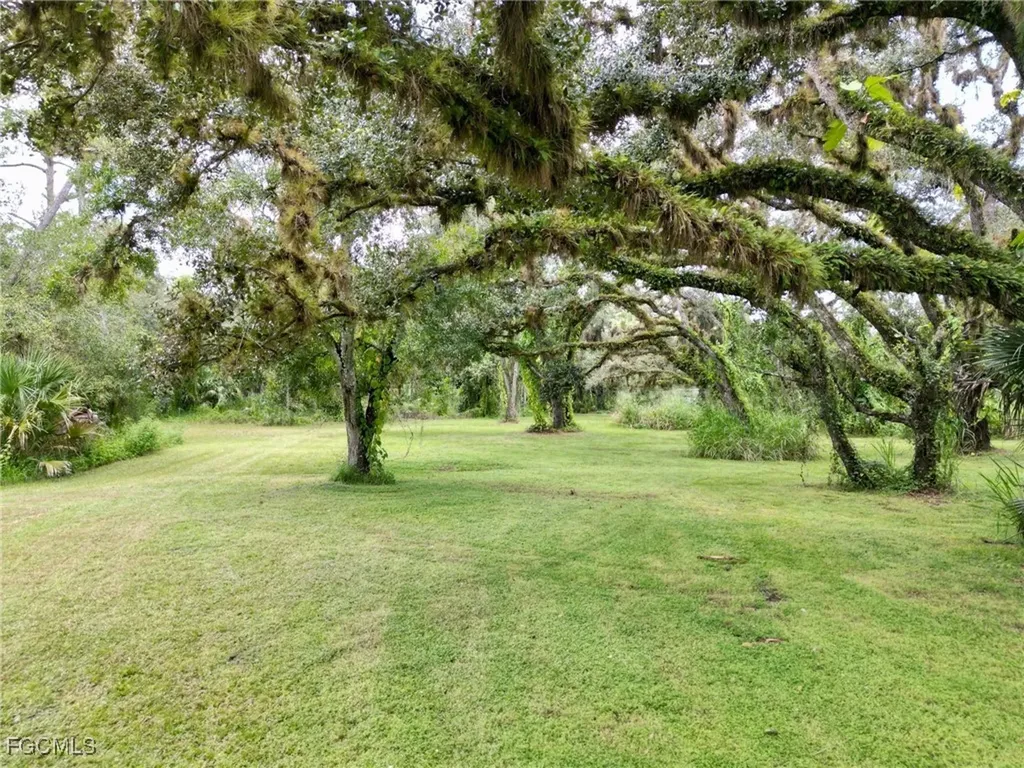 1269 Alex Boulevard Labelle FL 33935