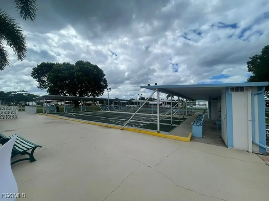 75 Hacienda Boulevard Fort Myers FL 33905