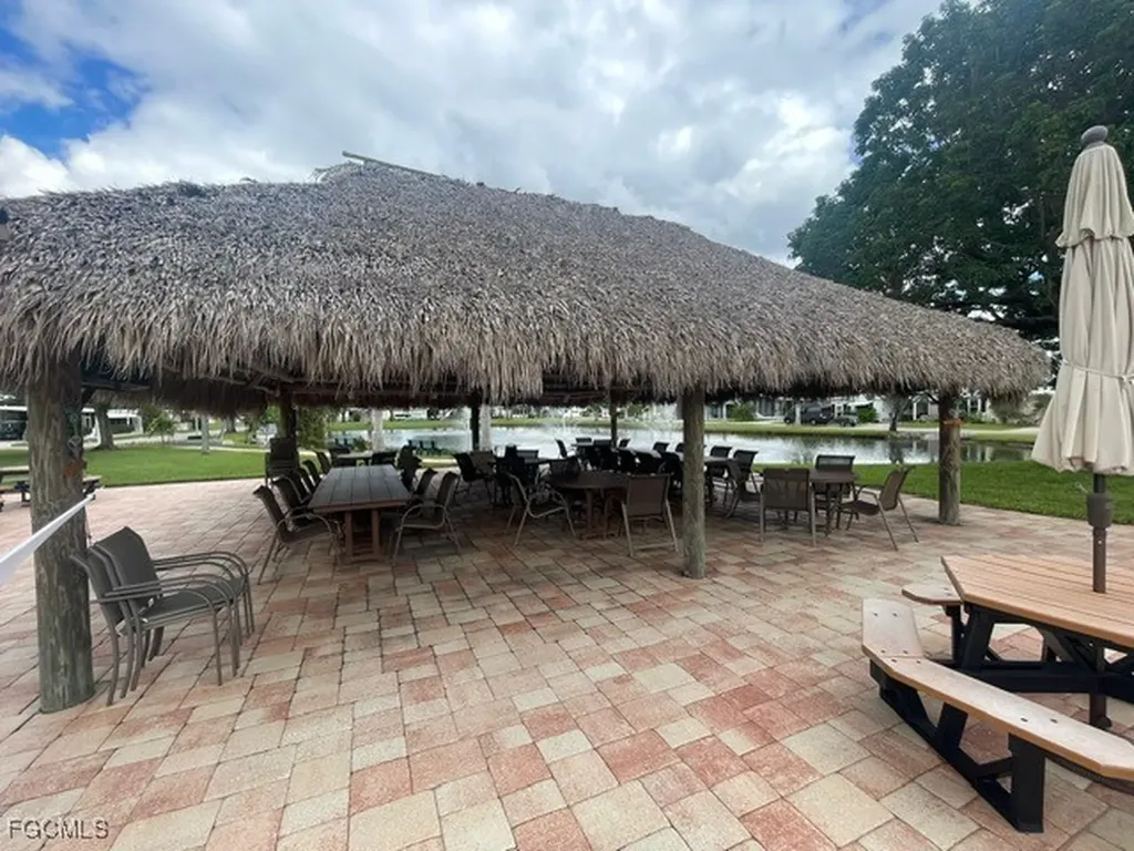 75 Hacienda Boulevard Fort Myers FL 33905