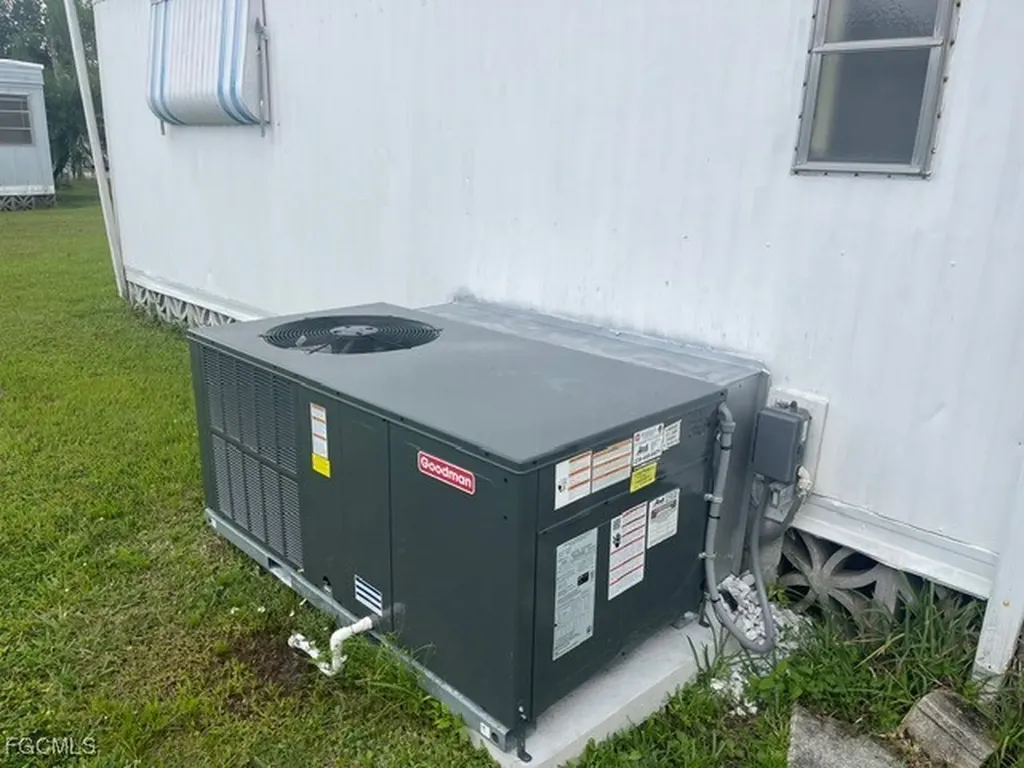 75 Hacienda Boulevard Fort Myers FL 33905