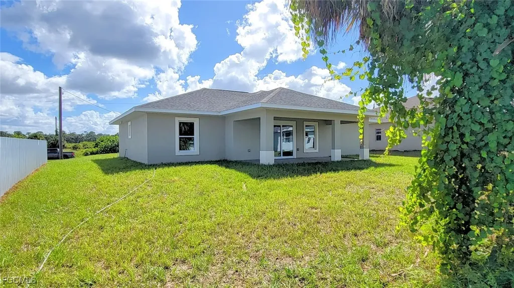 8038 Sunrise Circle Labelle FL 33935