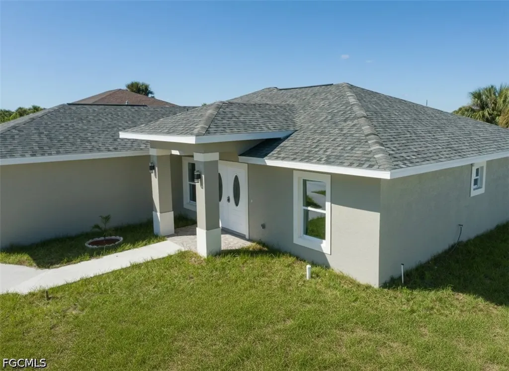 8038 Sunrise Circle Labelle FL 33935