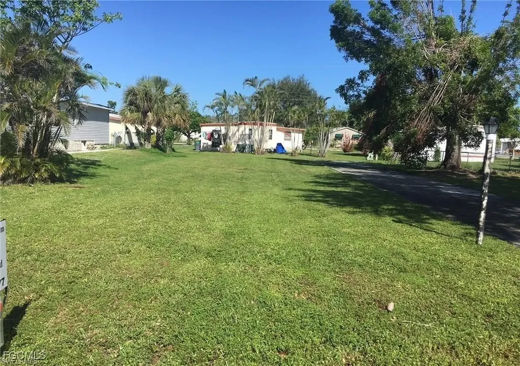 171 Pine Key Lane Naples FL 34114