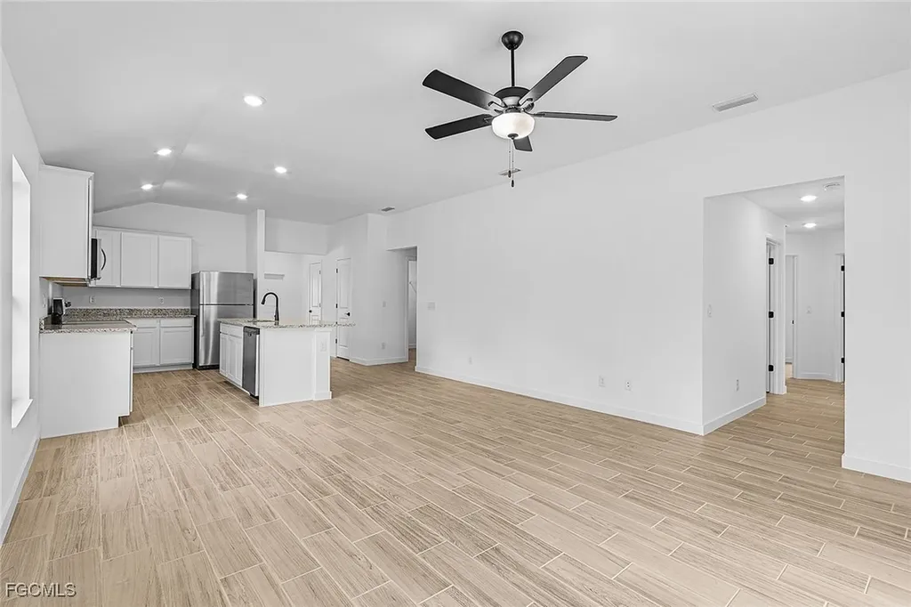 1119 NW 2nd Avenue Cape Coral FL 33993