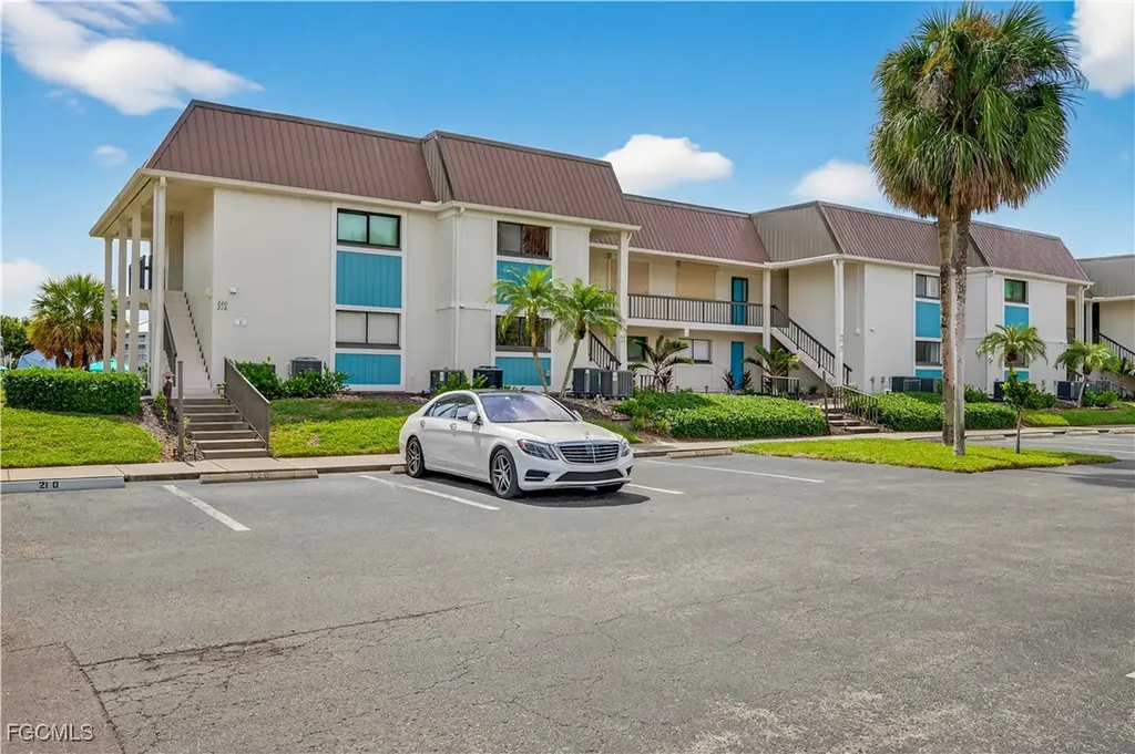 200 Lenell Road Fort Myers Beach FL 33931