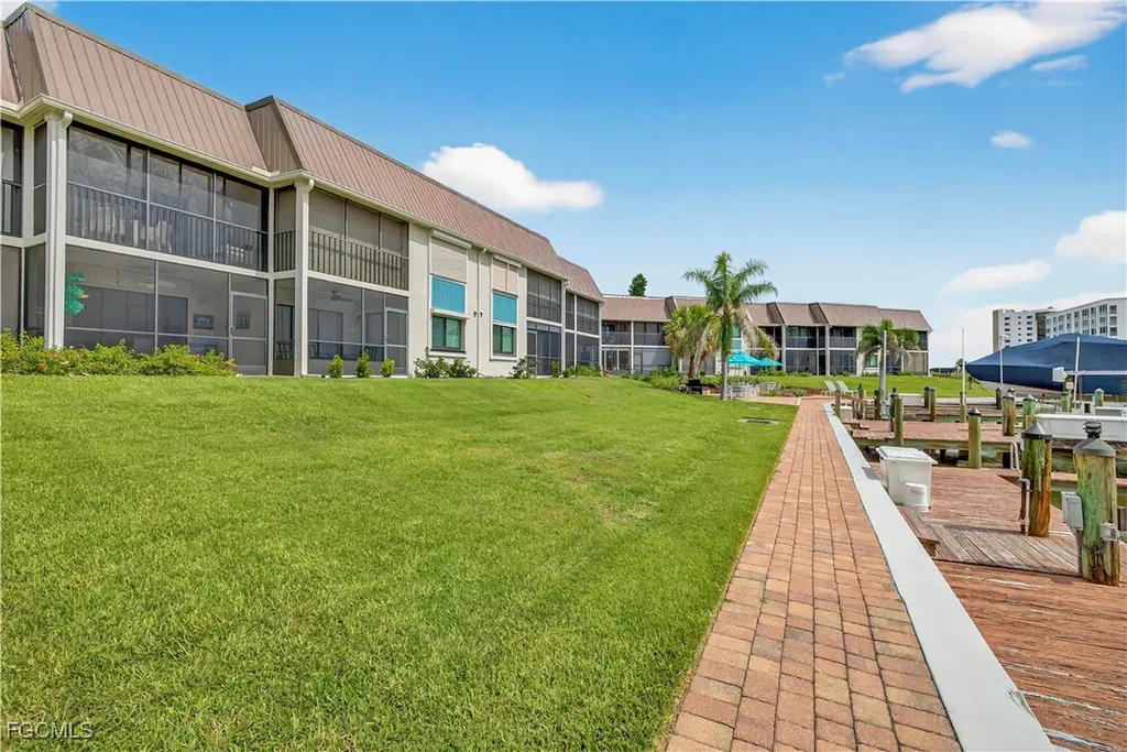200 Lenell Road Fort Myers Beach FL 33931