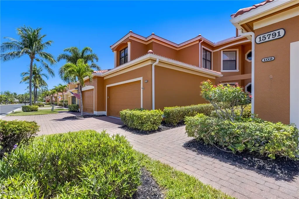 15791 Prentiss Pointe Circle Fort Myers FL 33908