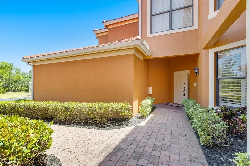 15791 Prentiss Pointe Circle Fort Myers FL 33908