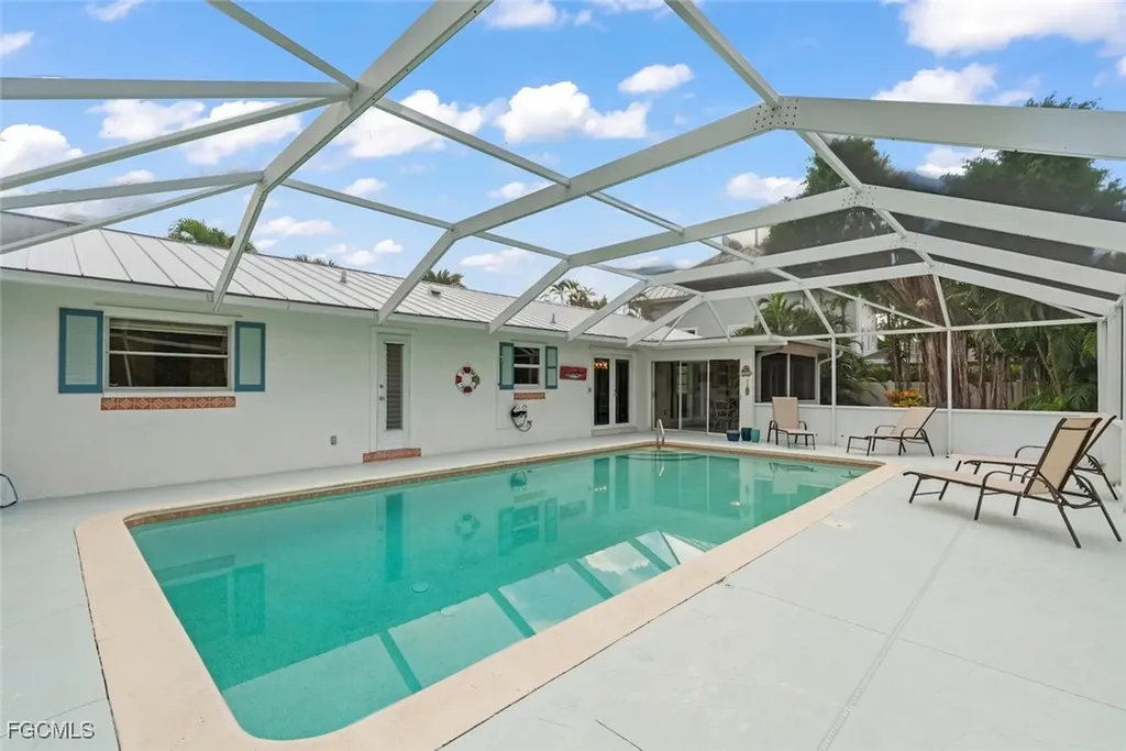 513 Rabbit Road Sanibel FL 33957