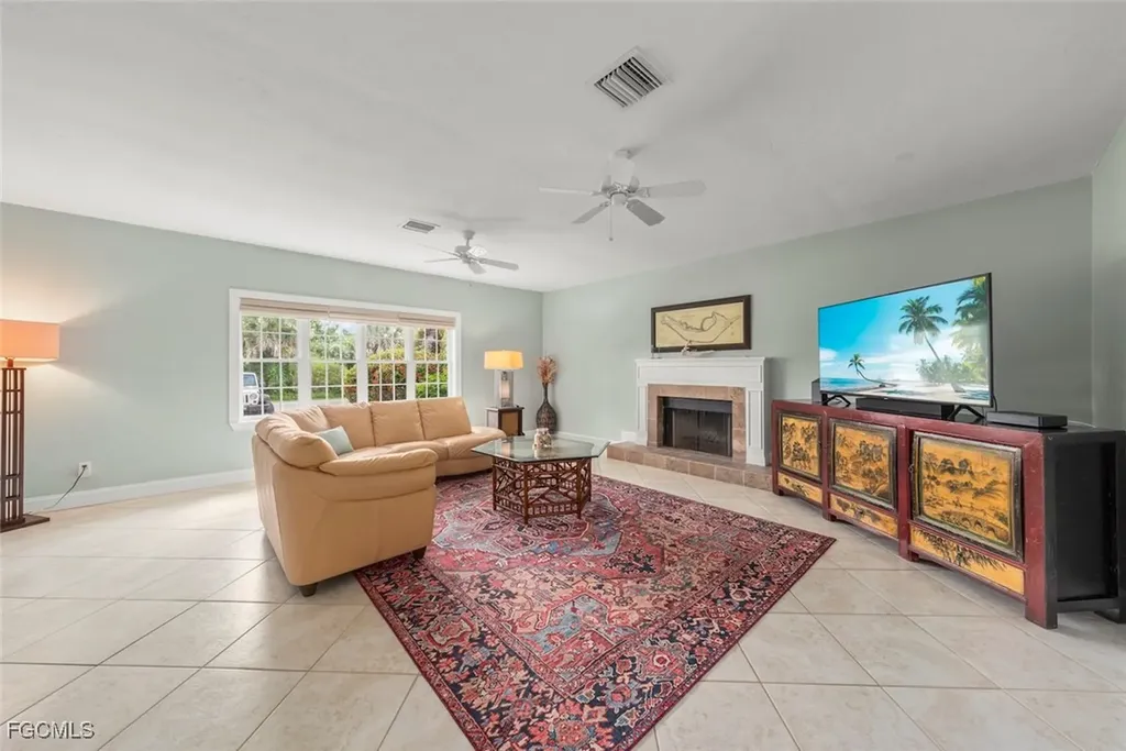 513 Rabbit Road Sanibel FL 33957