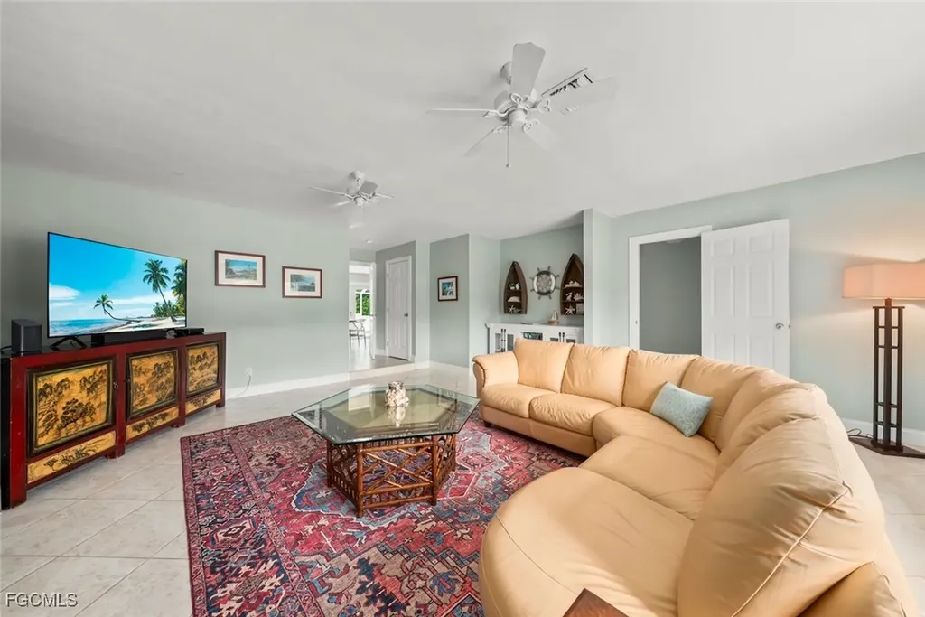 513 Rabbit Road Sanibel FL 33957