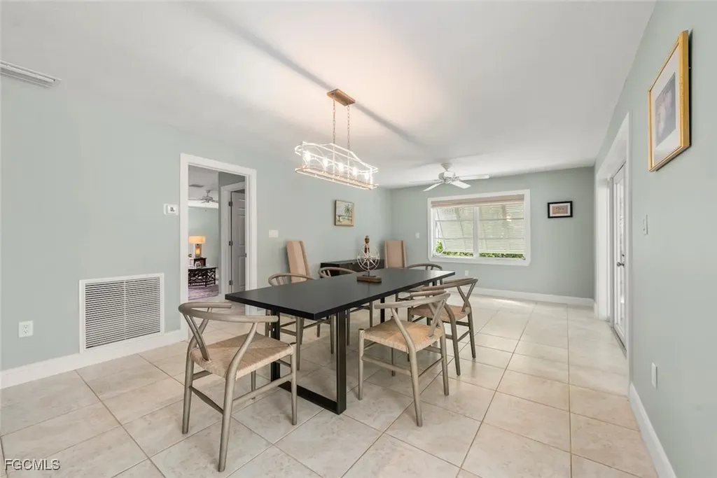 513 Rabbit Road Sanibel FL 33957
