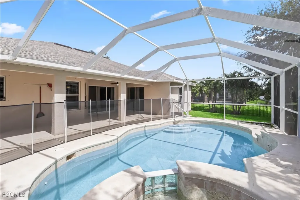 1806 SW 22nd Terrace Cape Coral FL 33991
