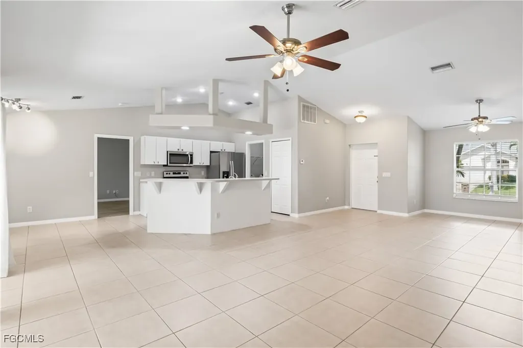1806 SW 22nd Terrace Cape Coral FL 33991