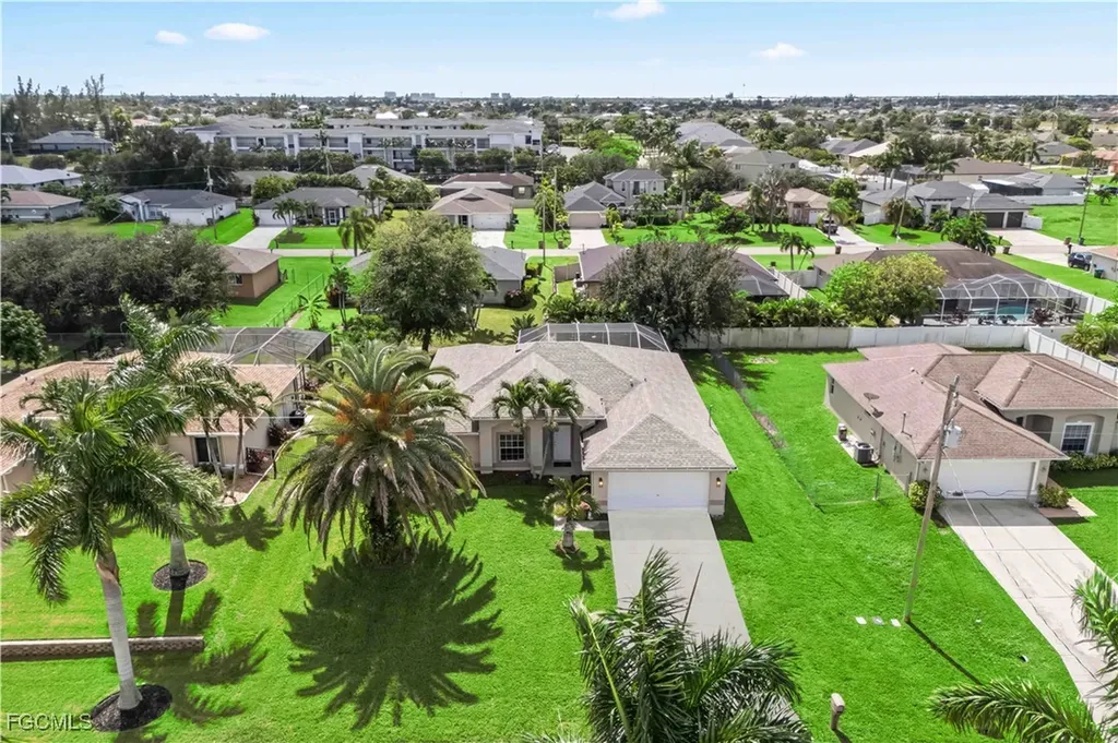 1806 SW 22nd Terrace Cape Coral FL 33991