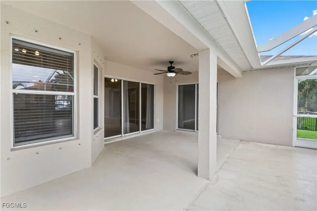 1806 SW 22nd Terrace Cape Coral FL 33991