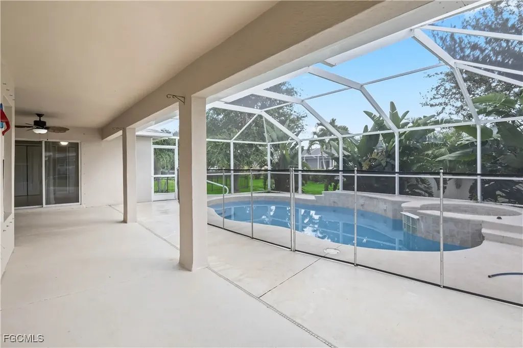 1806 SW 22nd Terrace Cape Coral FL 33991