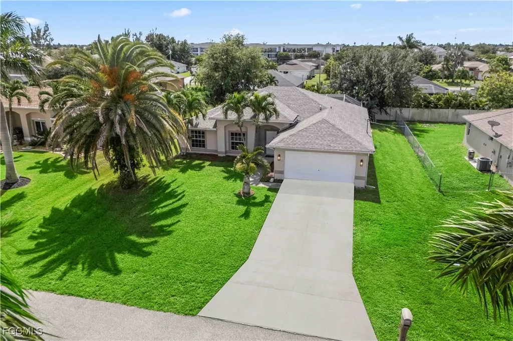 1806 SW 22nd Terrace Cape Coral FL 33991