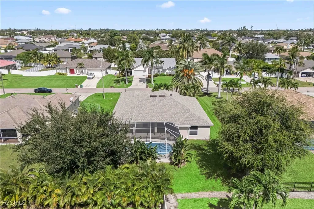 1806 SW 22nd Terrace Cape Coral FL 33991
