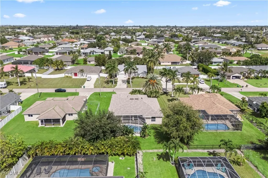 1806 SW 22nd Terrace Cape Coral FL 33991