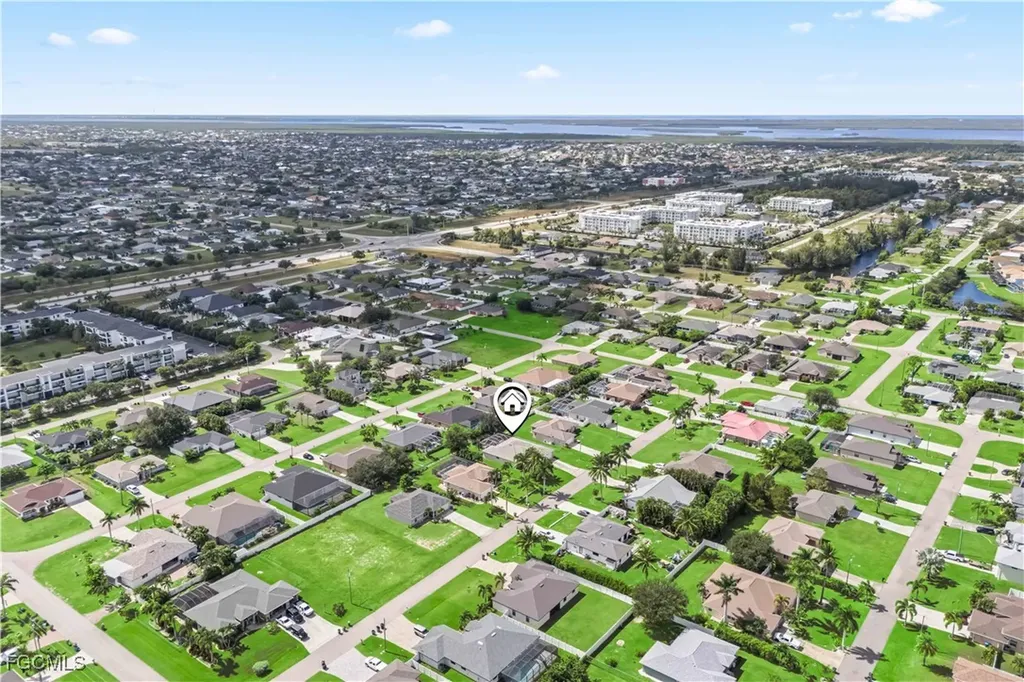 1806 SW 22nd Terrace Cape Coral FL 33991