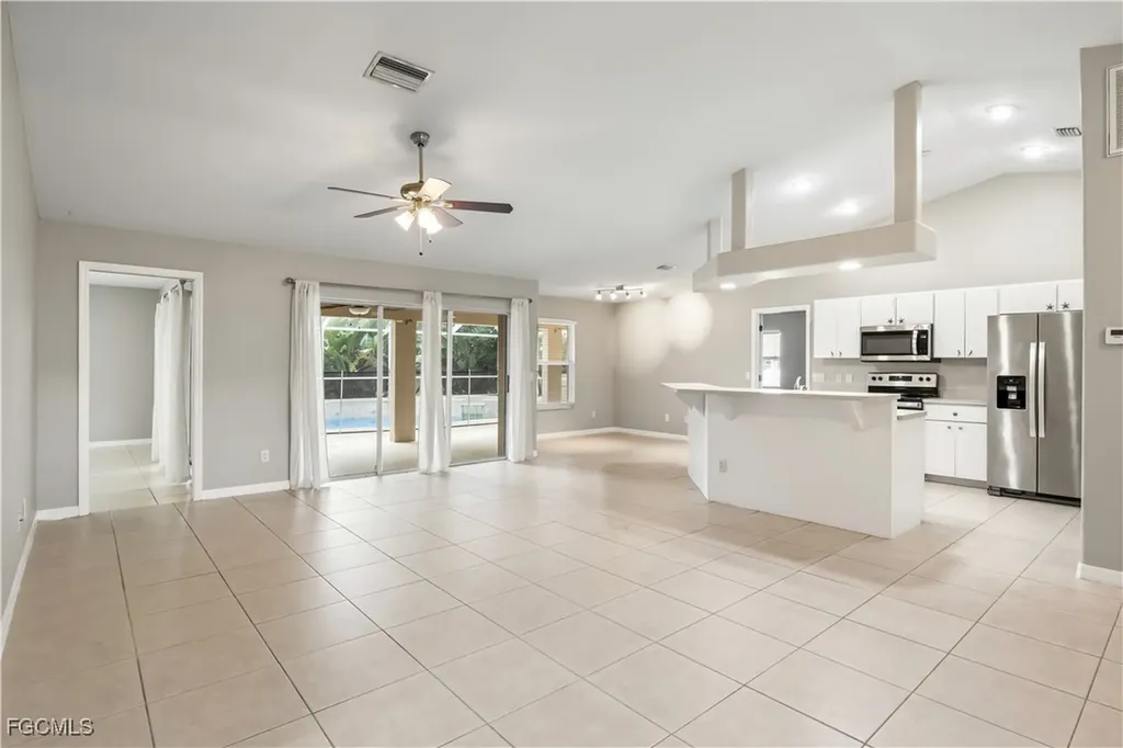 1806 SW 22nd Terrace Cape Coral FL 33991