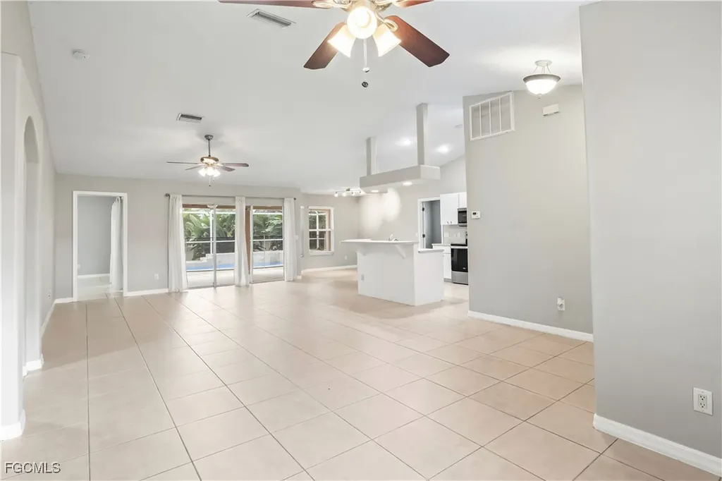1806 SW 22nd Terrace Cape Coral FL 33991