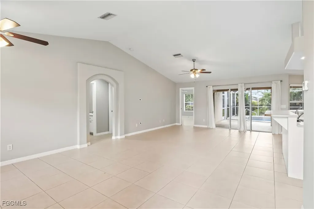 1806 SW 22nd Terrace Cape Coral FL 33991